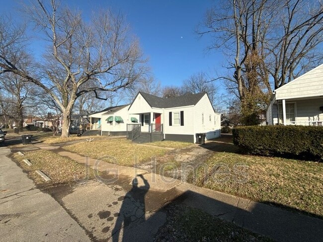 Photo - 117 N 45th St