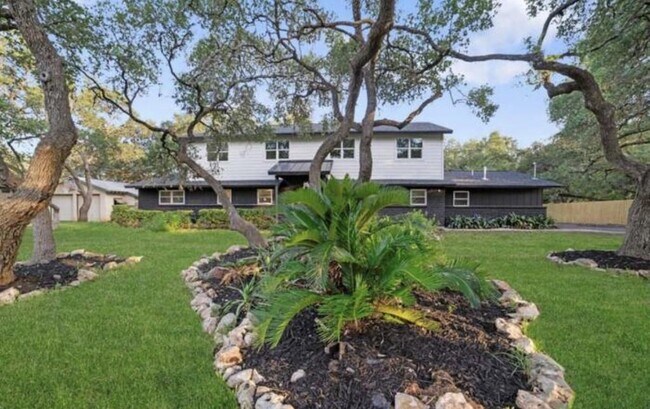 408 Meadowbrook Dr