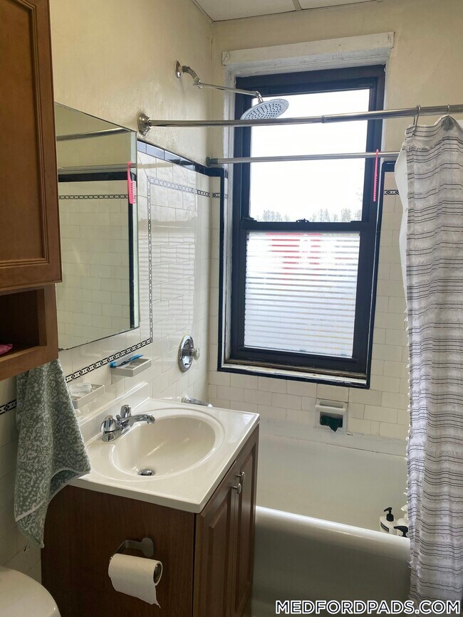 Photo - 53 Fellsway W Unit 27