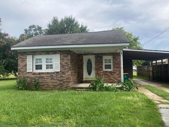 Building Photo - Biloxi 3 Bedroom Rental