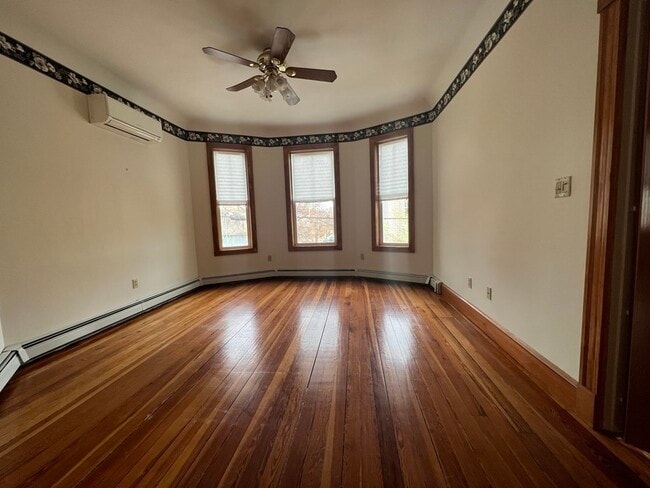 Photo - 18 Houghton St Unidad 1