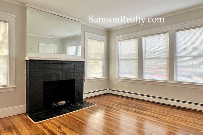 Photo - 18 Aldrich Terrace Unit 1