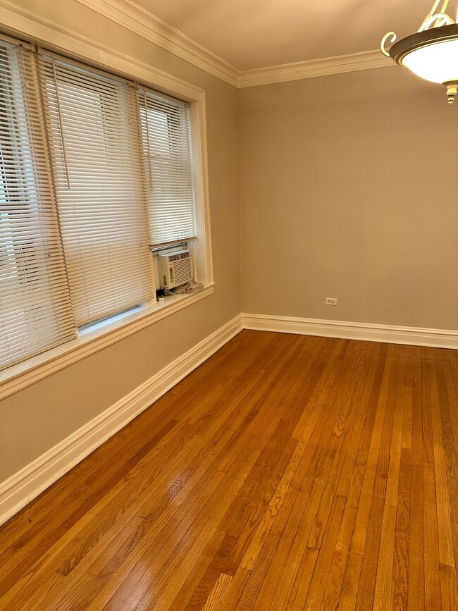 Photo - 723 Dobson St Unit Apt 2