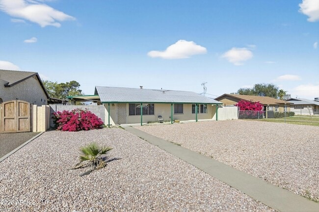 Photo - 1113 N Coolidge Ave