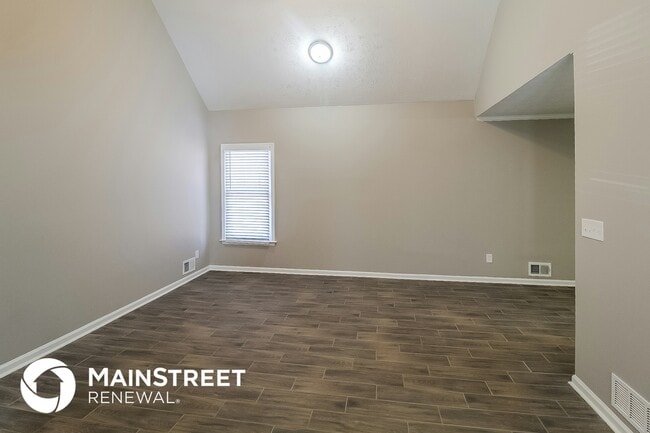 Photo - 25 E Country Woods Dr