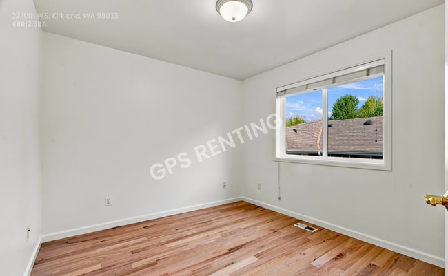 Photo - 22 10th Pl S