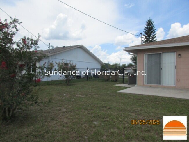 Photo - Fenced Yard Osceola County