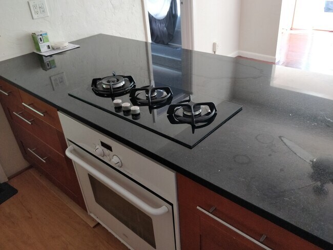 Photo - 720 SE 12th St Apartamentos Unidad B