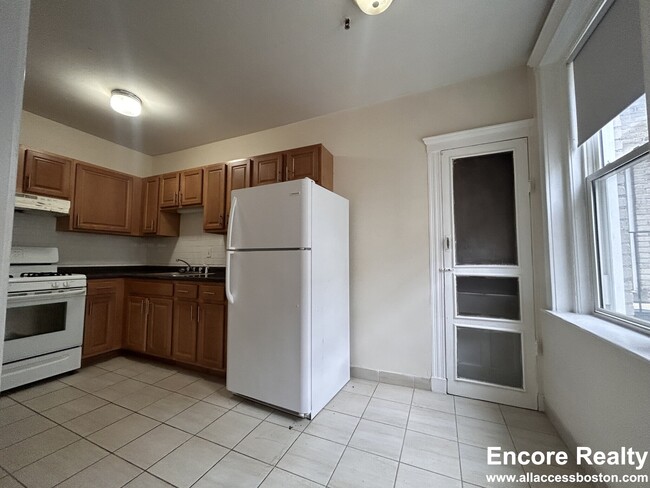 Photo - 131 Washington St Unidad 34