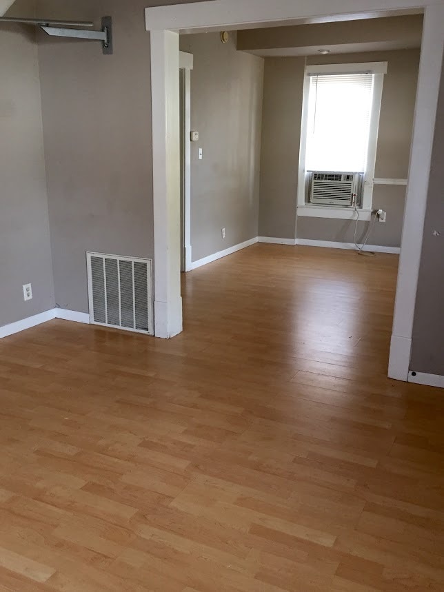 Photo - 205 Stanage Ave