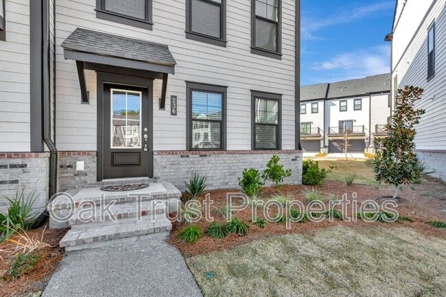 Photo - 236 Somerset Acrs Dr