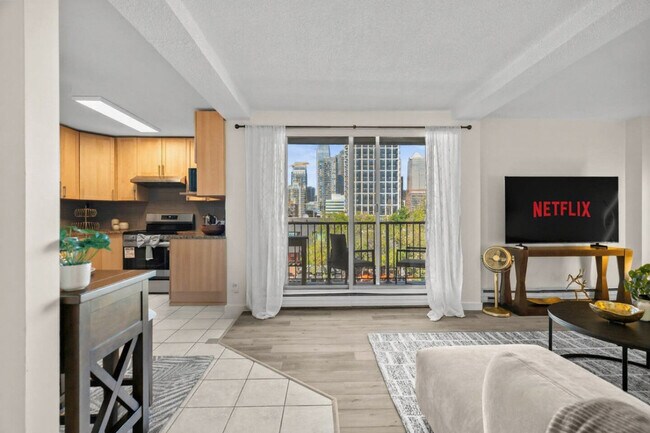 Photo - 115-117 17 Ave SW Unit SI ID1314554P