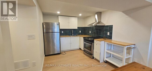 Photo - 539 Rustic Rd