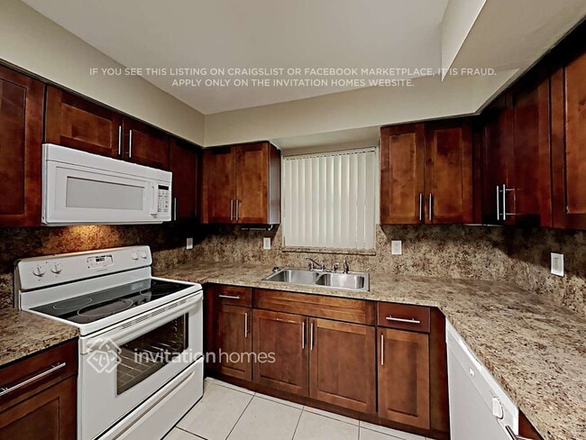 Photo - 3714 Taft St