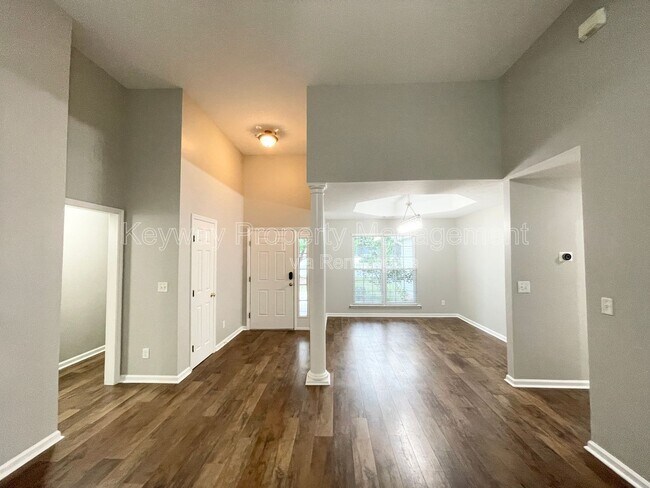 Photo - 1391 Watsonia Dr