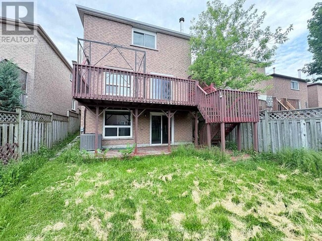 Photo - 47 Hewitt Crescent