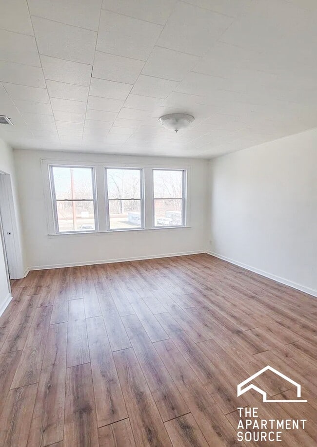 Photo - 8930 S Baltimore Ave Unidad 2