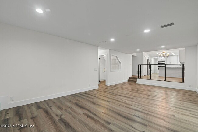 5477 Brightwater Ln