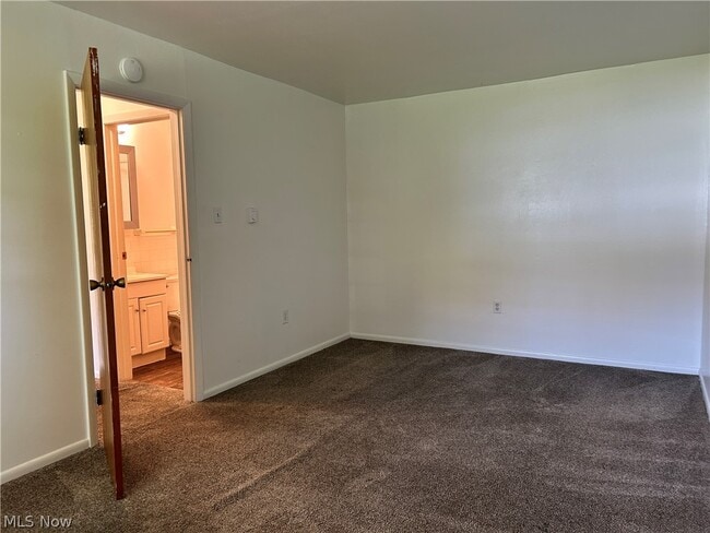 Photo - 3601 Beaumont Dr Unit 7