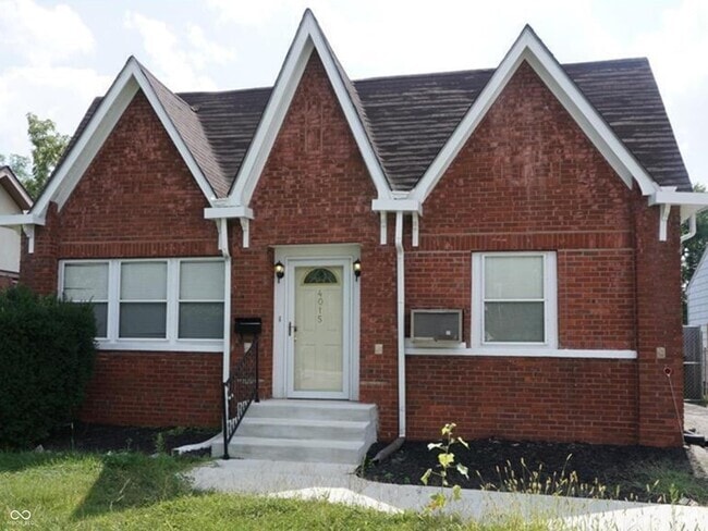 Building Photo - 4015 E 34th St Rental