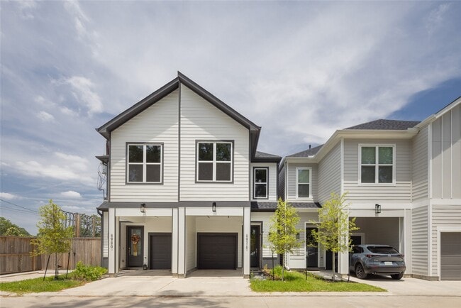 Photo - 8978 Zurcher Ln