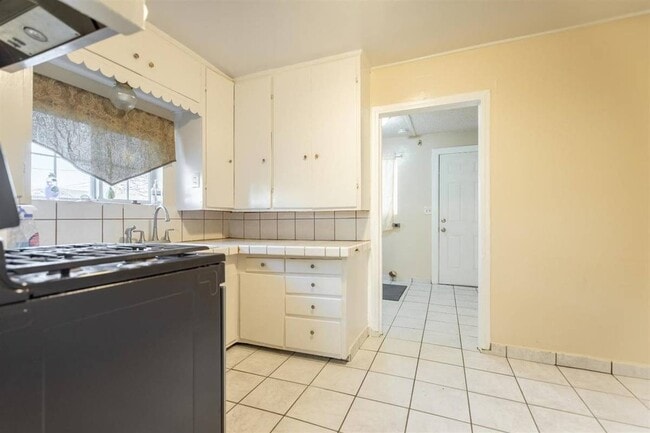 Photo - 1202 Lassen Ave