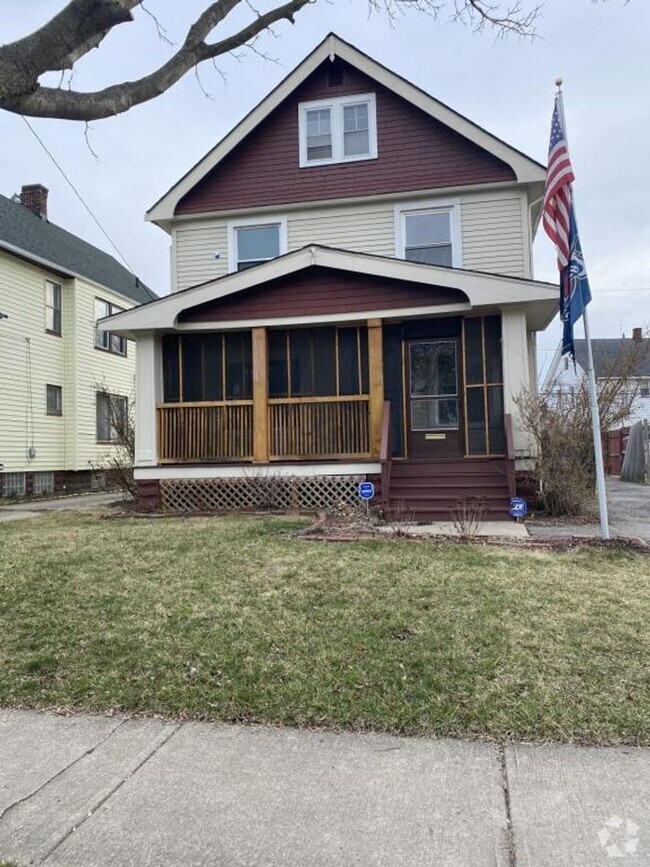 Building Photo - Section 8 Accepted! Rental