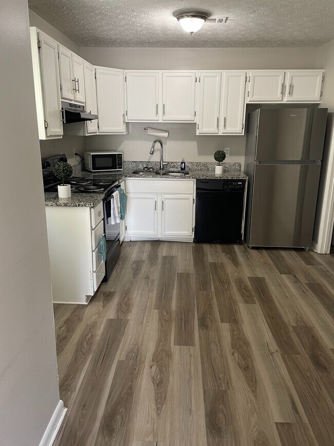 Photo - Room in Duplex on New Dawn Ct