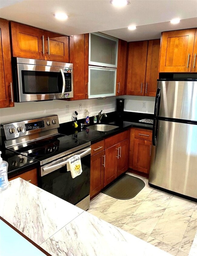 Photo - 3731 N Country Club Dr Unidad 229