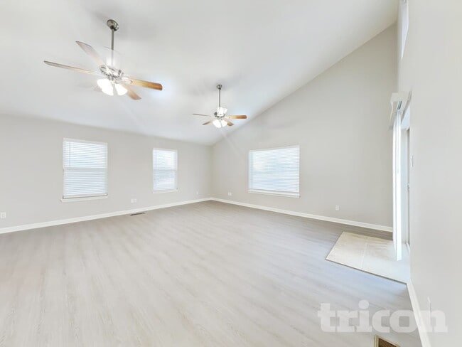 Photo - 9800 Denali Rd NE