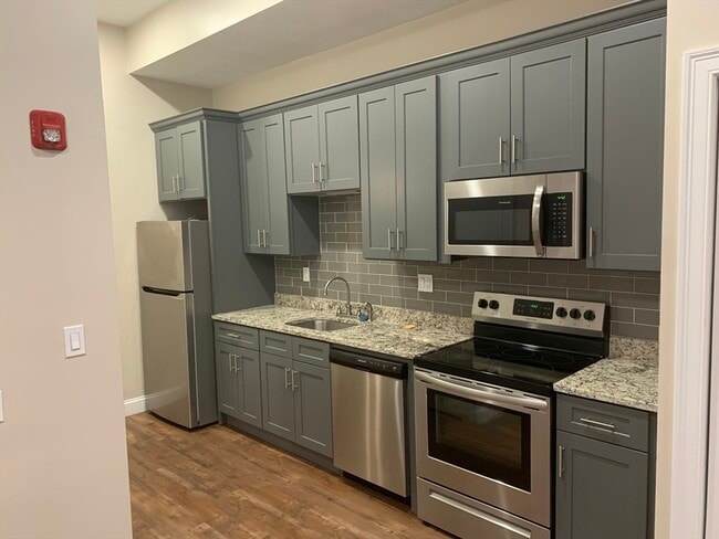 Photo - 149 Washington St Unit 1