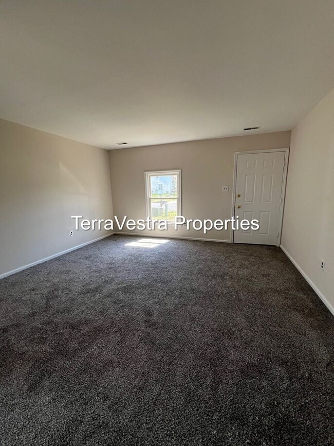 Photo - 23 Spar Dr Unit A