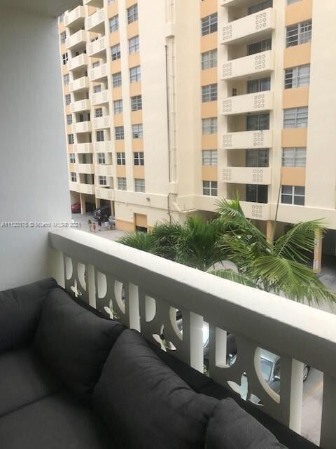 Photo - 1817 S Ocean Dr Unit 322