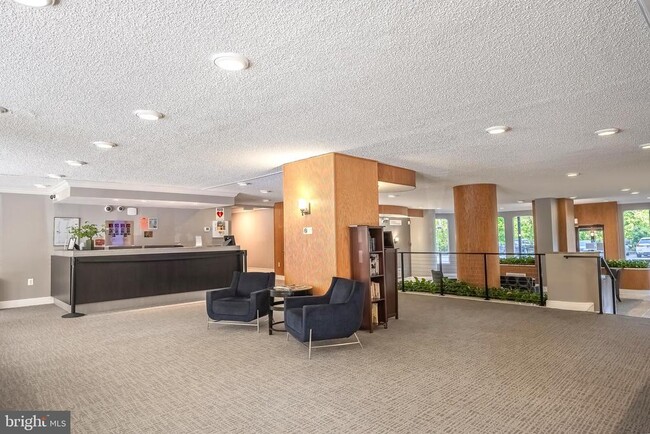 Photo - 2500 N Van Dorn St Unit 912