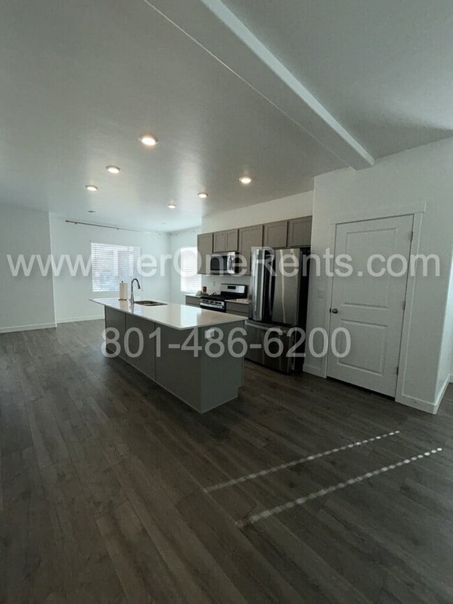 Photo - NO DEPOSIT option available for qualified renters!