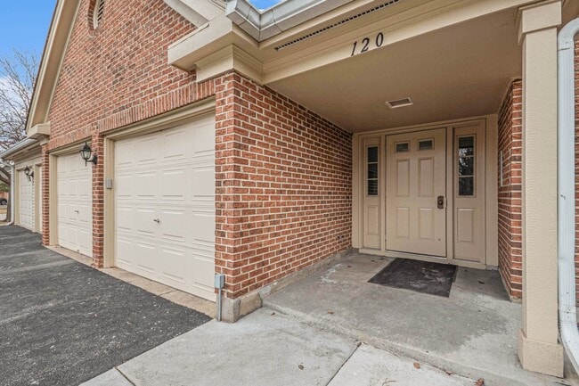 Photo - 120 Stirling Ln Unit Z1