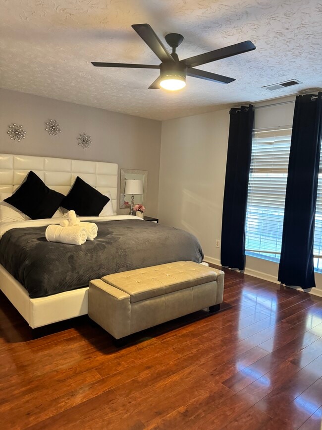 Photo - 601 Catrina Ct