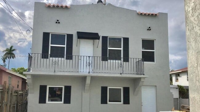 Photo - 1700 NW 22nd Ct Unit 5