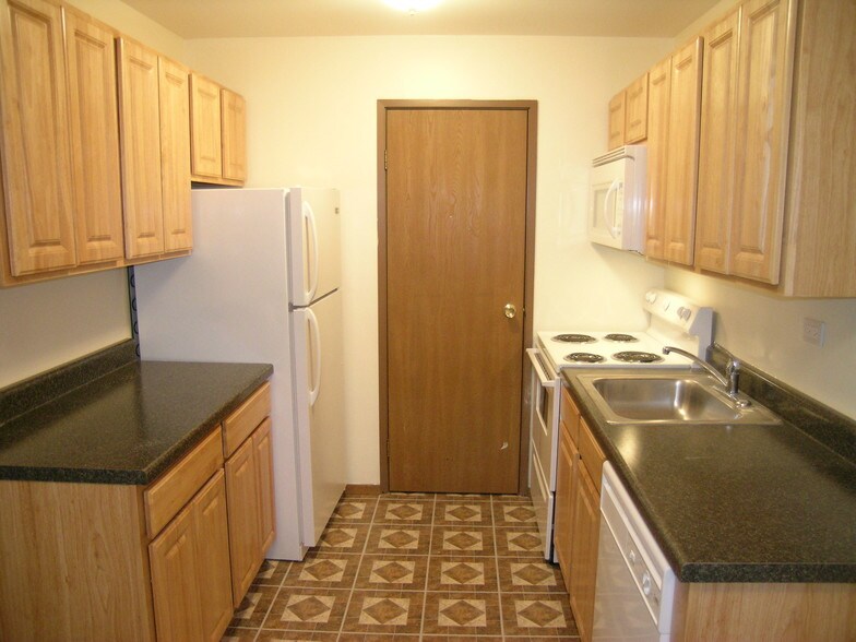 Brookstone Apartments For Rent in Waukegan, IL