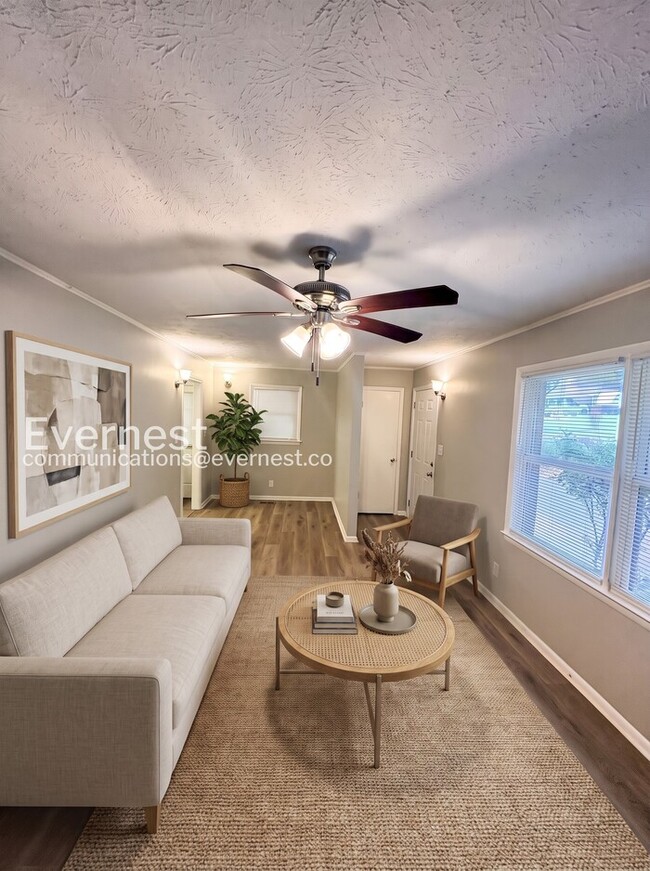 Photo - 515 Landers St