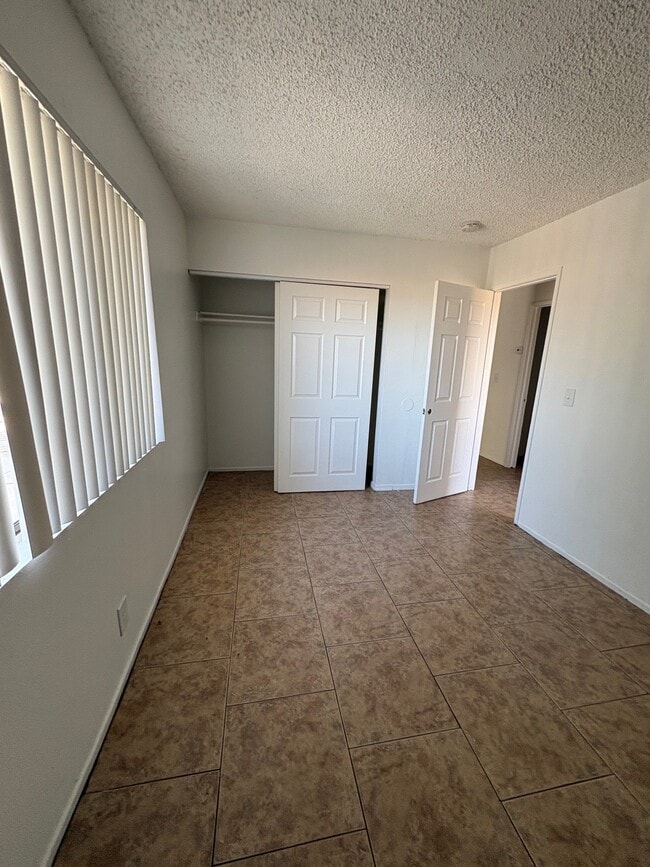 Photo - 11200 Auburn Ave Unidad 80