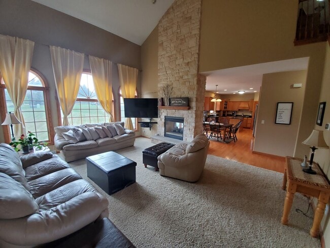 Photo - Menomonee Falls 4 bedroom