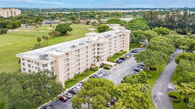 Building Photo - 2651 S Course Dr Unit 602 Rental