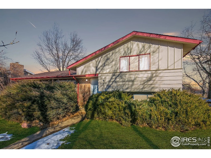 Photo - 3445 Moorhead Ave