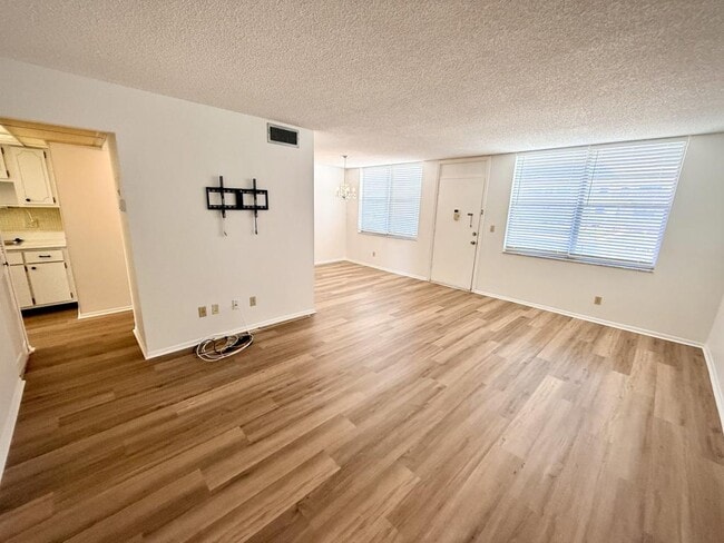 4880 Locust St NE Unit 234