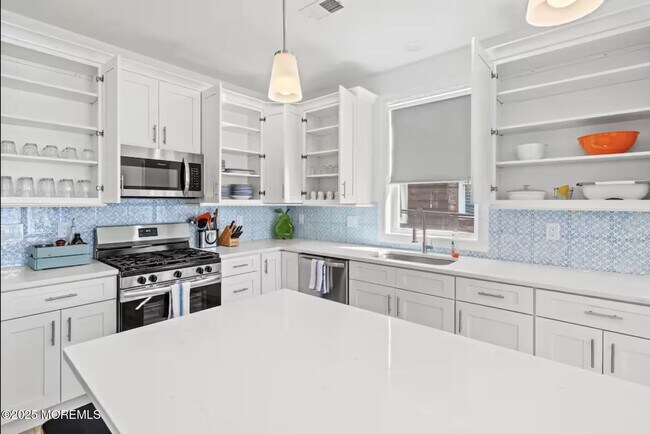 Photo - 62 Franklin Ave