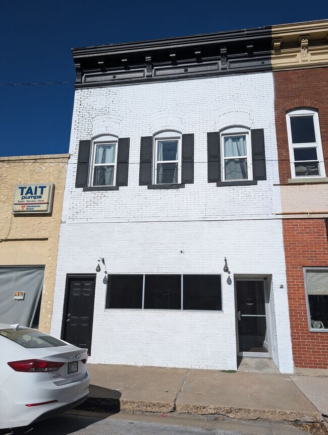 Photo - 123 W Moniteau St Unit 123 W. Moniteau 1F