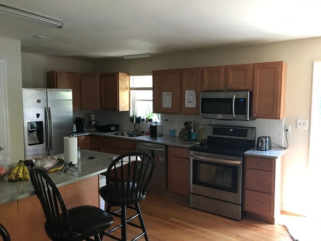 Photo - 445 McCauley St Unit 445-200