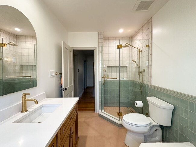 Photo - 2315 N Flower St