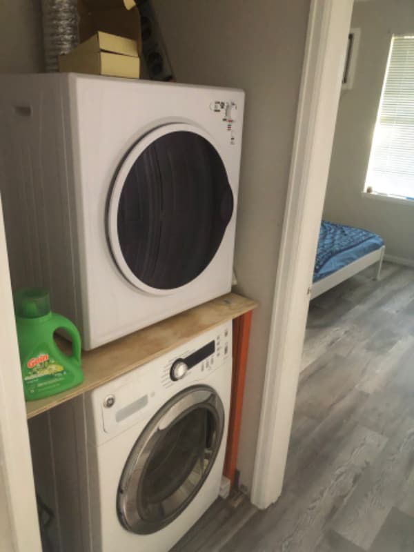 Photo - 457 S Memphis Way